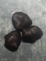 Pflaumen mit Edelbitterschokolade 100g Pflaumen mit Edelbitterschokolade 100g